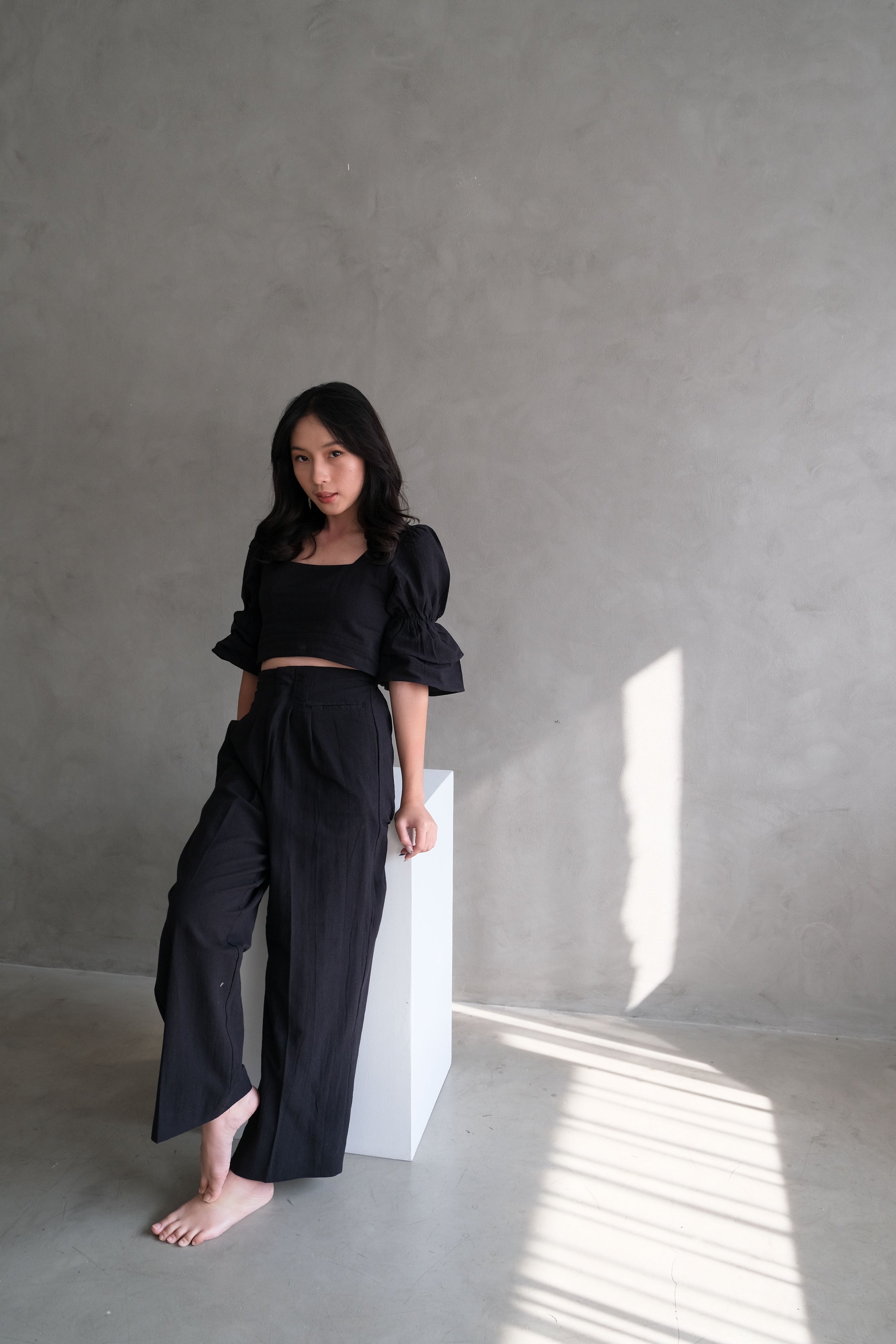 Liv Tops Black