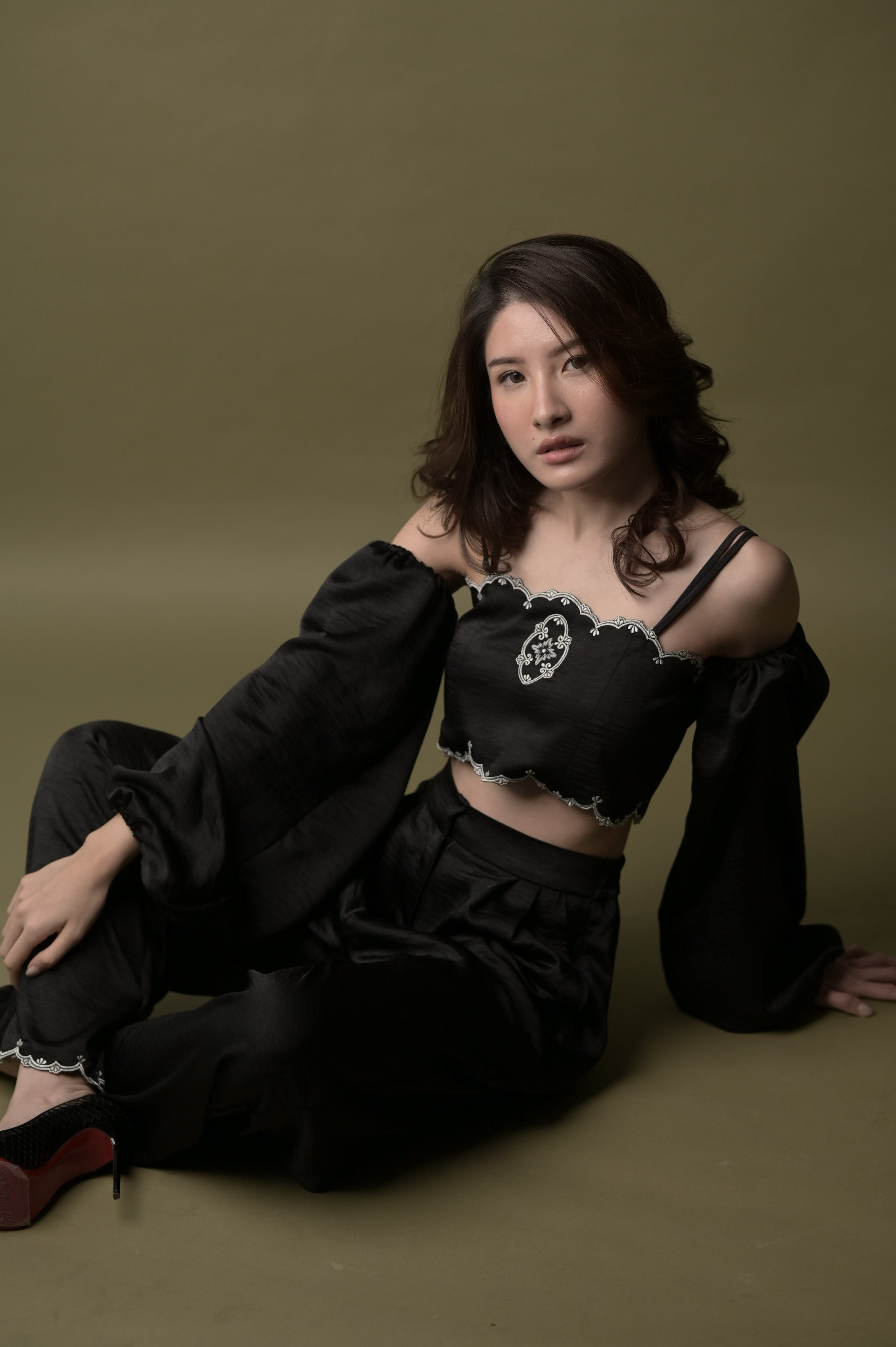 Calla Tops Black