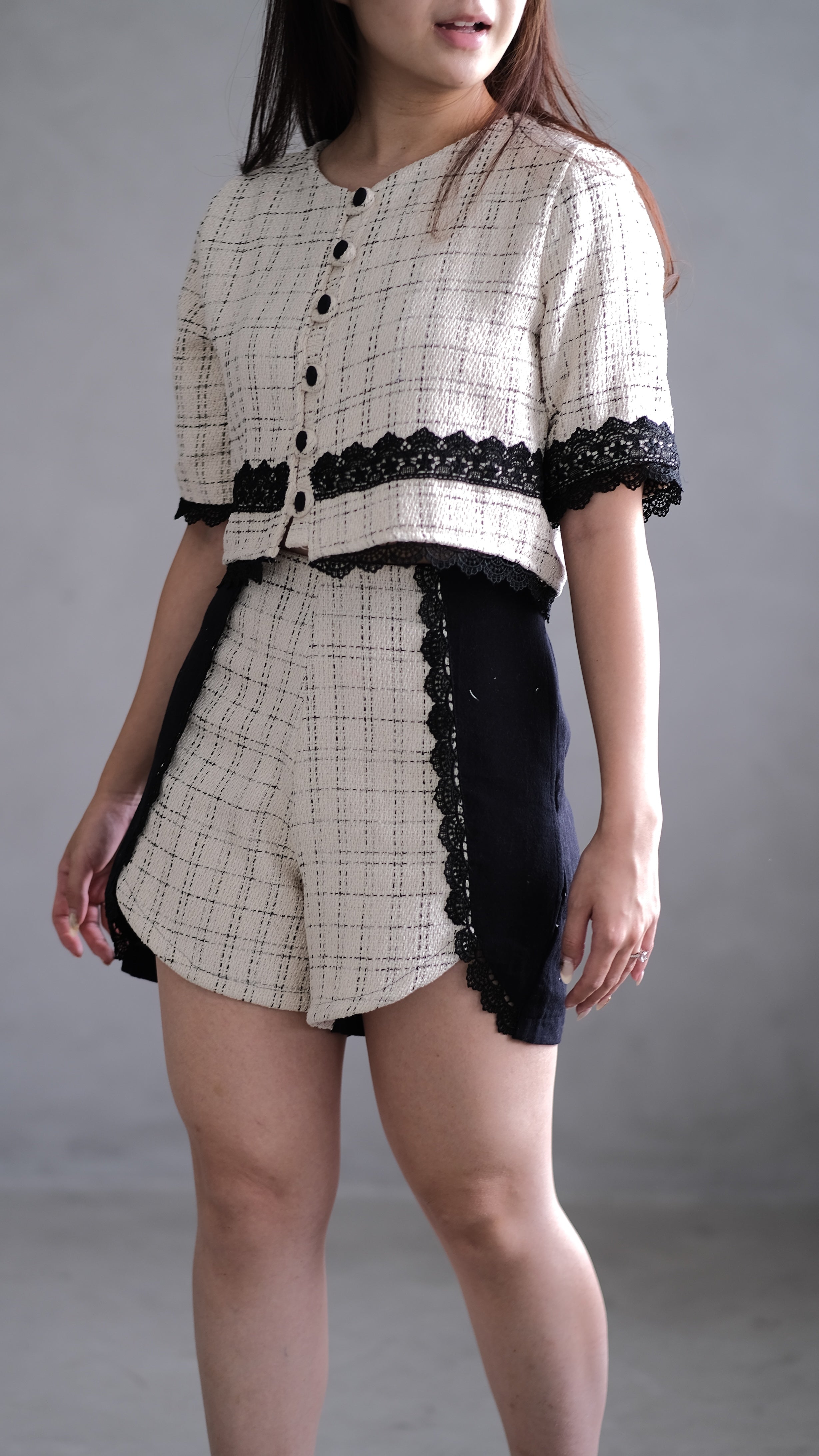 Glitthe Monochrome Top Short Pants